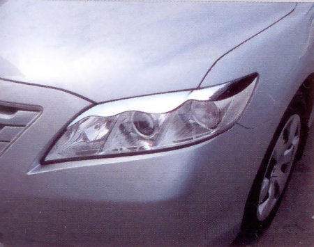 Toyota Camry V40 (06-) хромированные реснички на передние фары, комплект 2 шт.