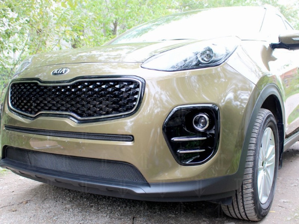 Kia Sportage (16–) Защита радиатора, чёрная, середина