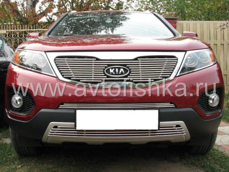 Kia Sorento 2 (09-) нижняя накладка на решетку бампера