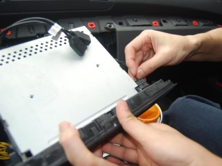 BMW 1 серия E81, E82, E87, E88 (04-) штатная магнитола