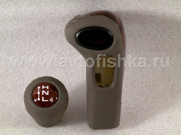 Toyota Land Cruiser 100 (98-03) ручки на рычаги переключения передач АКПП, темное дерево серая кожа, под прямой селектор, с боковым фиксатором