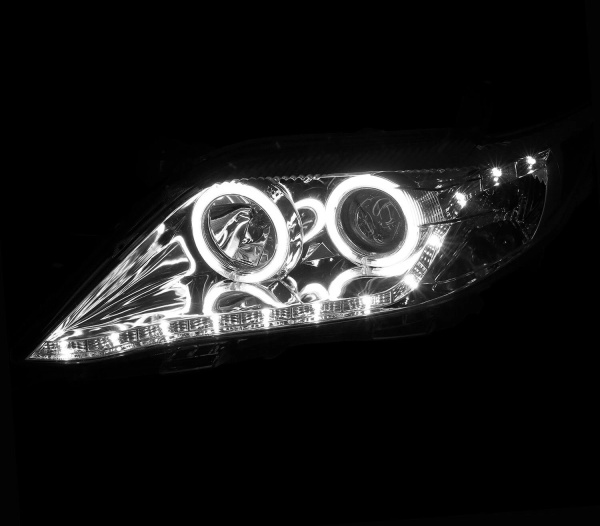 Toyota Camry XV40 рестайл (2010-2011) фары передние линзовые хромированные, с светодиодной подсветкой ДХО