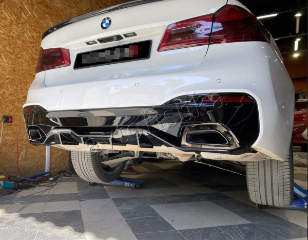 BMW 5 серия G30 Диффузор заднего бампера 4 клыка