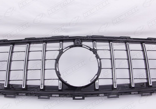 Mercedes-Benz E-Klasse W213 рестайлинг 2020 - н.в. Решетка радиатора AMG GT хром