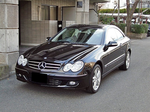 Mercedes CLK W209 (03-09) решетка радиатора черная со звездой, дизайн Big Star, стиль CL, 3 ламели.