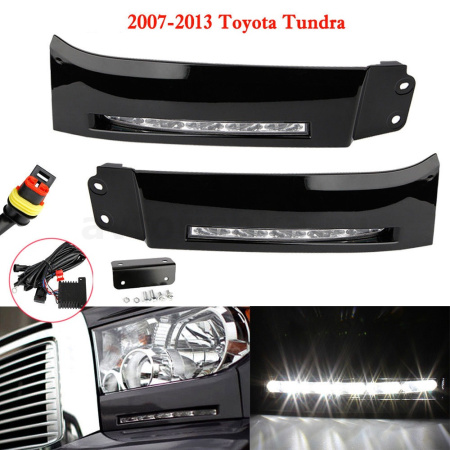 Toyota Tundra (07-) накладки со светодиодной подсветкой DRL на передний бампер, комплект 2 шт.