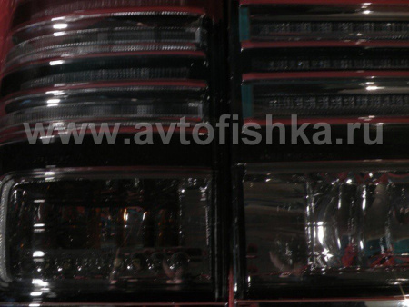 Toyota Land Cruiser 100 фонари задние светодиодные черные, дизайн Lexus, с хромированными рамками, комплект лев.+прав.