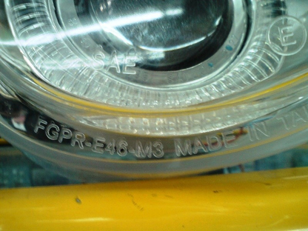 BMW E46 фары передние противотуманные, со светящимися ободками, комплект 2 шт.