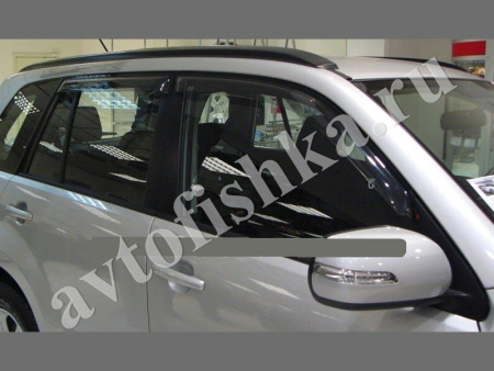 Дефлекторы боковых окон 4 части дымчатые Suzuki Grand Vitara 2005-