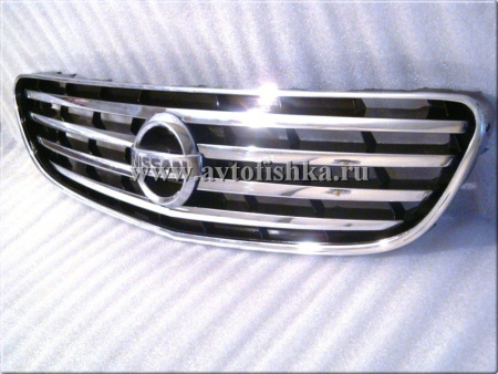Nissan Maxima QX III (00-06) решетка радиатора черная с хромом.