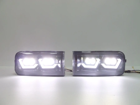 Toyota Land Cruiser 200 (2008-2011) противотуманные фары диодные с динамическими поворотниками