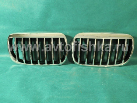 BMW X5 E70 (2007-), X6 E71 (2006-) решетка радиатора хромированная.