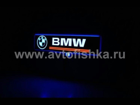 BMW светящаяся эмблема "BMW" 12,9 x 2,7 см