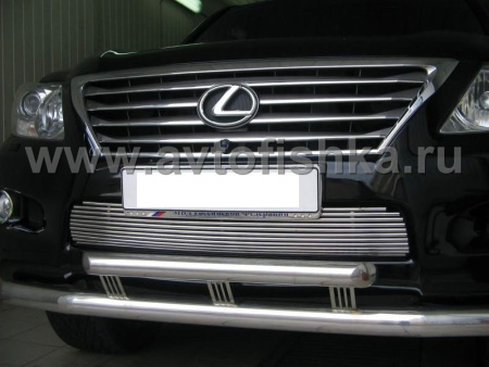 Lexus LX570 (08-) накладка на решетку бампера