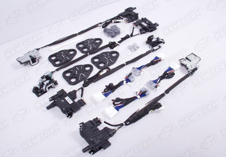 Geely Monjaro  2022 - н.в. Доводчики дверей