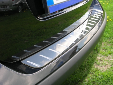 Hyundai i30 (07-) накладка на задний бампер с силиконовыми вставками, к-кт 1шт.