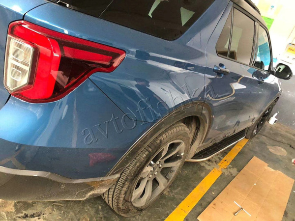 Ford Explorer (20-) штатные пороги (подножки) боковые