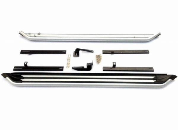 Subaru Forester (13–) Пороги OEM стиль