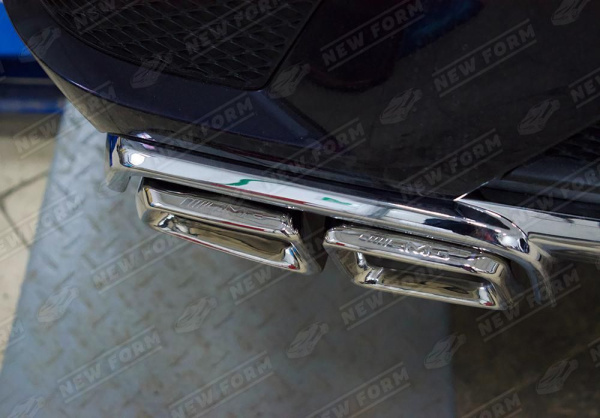 Mercedes-Benz GL-Klasse X166 2012 - 2016 Насадки на глушитель 6.3 AMG