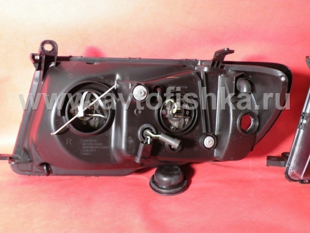 Toyota Land Cruiser 100 (98-05) фары передние черные матовые, с совмещенными поворотниками, комплект 2 шт.