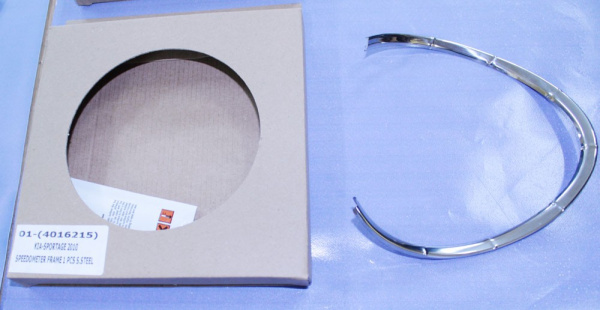 Kia Sportage (10–13) Окантовка на спидометр, нерж.