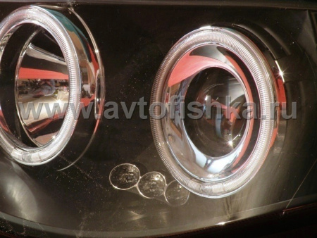 Mitsubishi L200 Triton (2005-) передние фары линзовые со светящимися ободками, черные, комплект 2 шт.