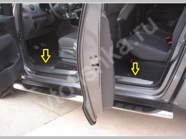 Volkswagen Amarok (2010-) накладки на внутренние дверные пороги из нержавеющей стали, 4 шт.