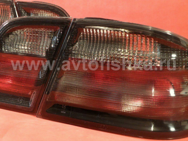 Mercedes E W210 (95-02) фонари задние тонированные, комплект лев.+ прав.