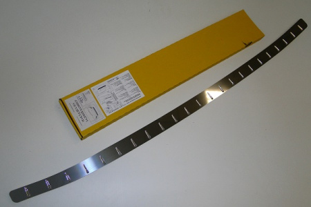 Honda CR-V (01-07) накладка на задний бампер с силиконовыми вставками, к-кт 1шт.