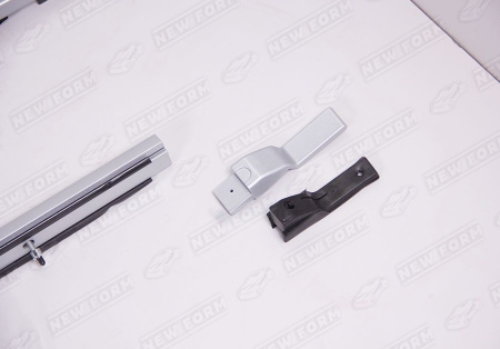 Land Rover Discovery 3 поколение 2004 - 2009 Рейлинги серебристые для Land Rover Discovery 3.