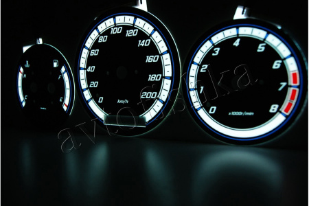 Mazda MPV светодиодные шкалы (циферблаты) на панель приборов