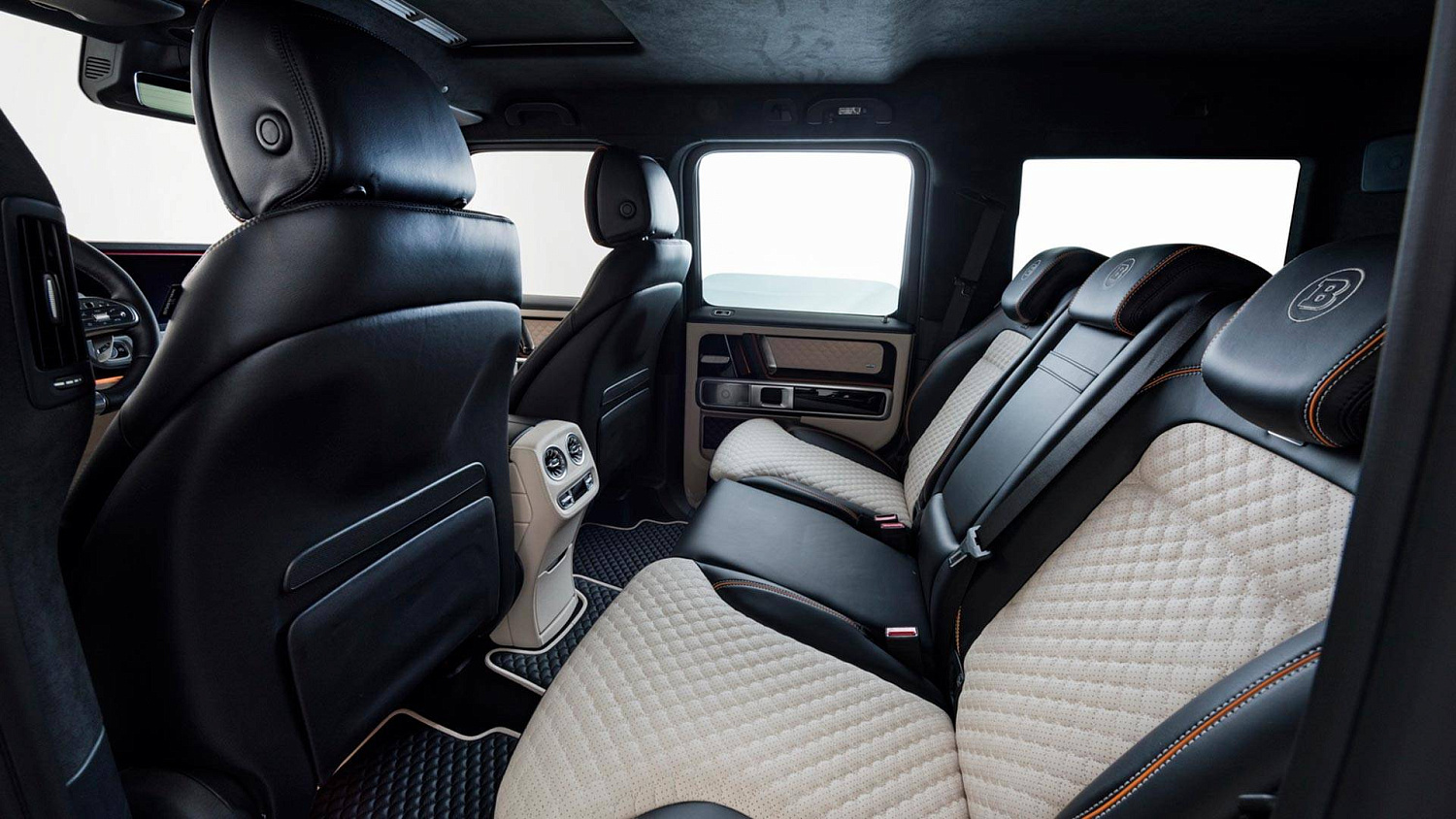 Новый Brabus 700-сильный Mercedes-AMG G63 Widestar