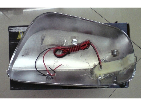 Toyota Camry, Corolla (06-) корпуса боковых зеркал хромированные, со светодиодными поворотниками, комплект 2 шт.