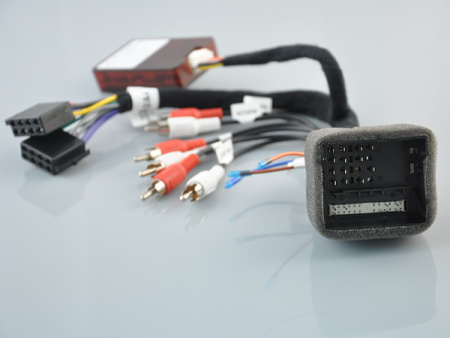 Audi TT 2006-2014 Штатное головное устройство