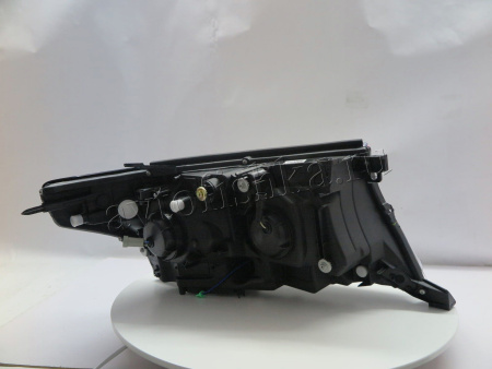 Toyota Land Cruiser 200 (07-12) фары передние линзовые черные, со светящимися ободками, с DRL подсветкой, комплект 2 шт.