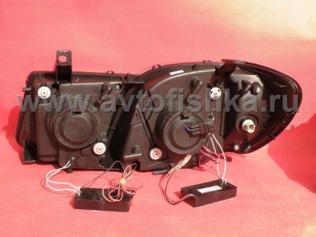 Lexus LX470 (1998-2007) фары передние линзовые хромированные, со светящимися ободками, комплект 2 шт