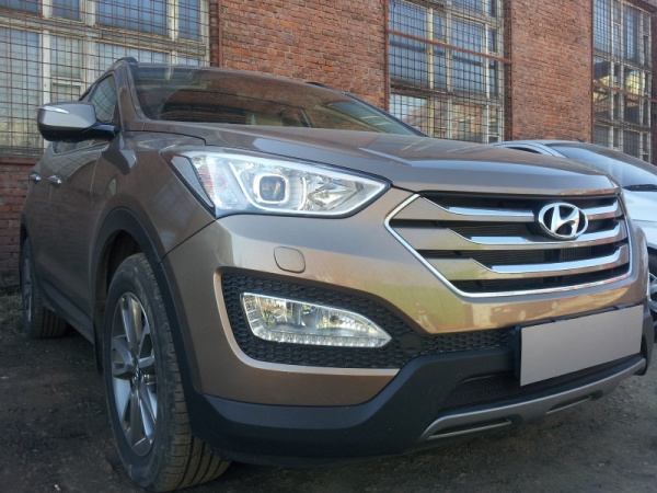 Hyundai Santa Fe (12–15) Защита радиатора, чёрная