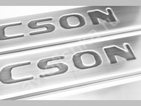 Hyundai Tucson (2004-) накладки на пороги из нержавеющей стали, 4 шт.