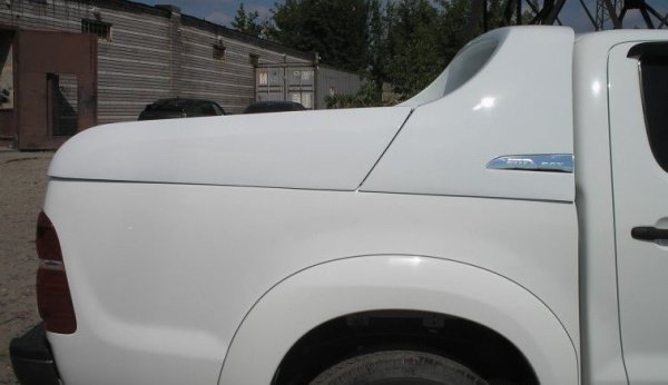 Toyota Hilux (06–/09–/12–) Кунг Full Box (поставляется в цвет кузова)