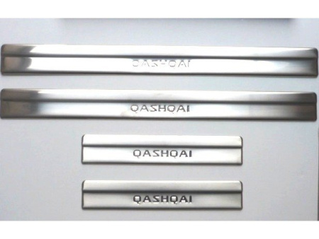 Nissan Qashqai (2007-) хромированные накладки из нержавеющей стали на внутренние пороги дверей
