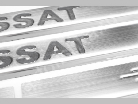 Volkswagen Passat B6 (2005-) накладки на пороги из нержавеющей стали, 4 шт.