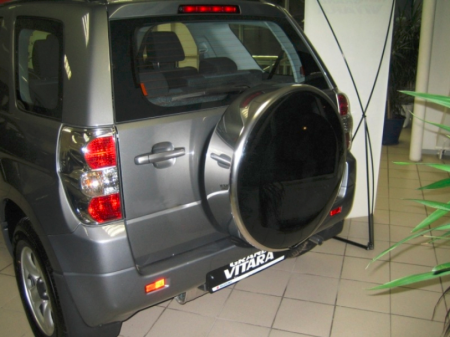 Suzuki Grand Vitara (1997 – 2016) контейнер (бокс) запасного колеса 215/65R16; 225/70R16; 235/60R16