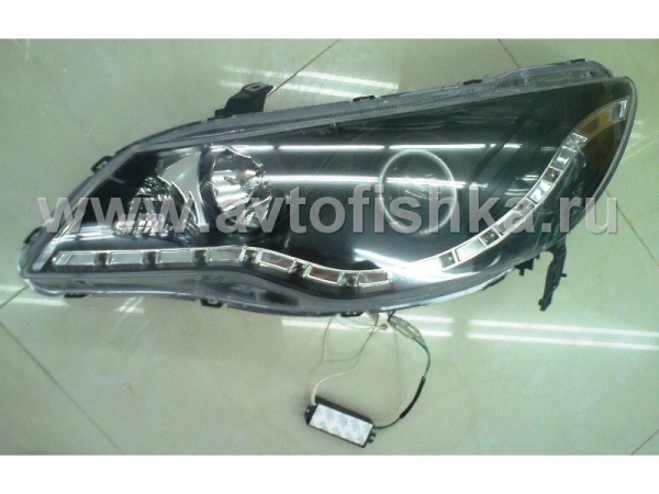 Honda Civic VIII (2006-) фары передние линзовые черные, со светящимися ободками и светодиодной подсветкой, комплект 2 шт.