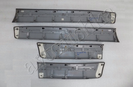 Toyota Land Cruiser 200, Lexus LX570 (08-15) молдинги (накладки) на двери, черные хром, Оригинал