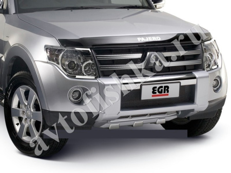 Дефлектор капота темный с надписью Mitsubishi Pajero 2007-