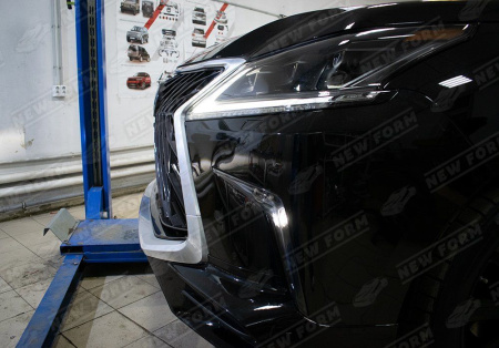 Lexus LX 570 (2 рестайлинг) 2015 - н.в.  Решетка радиатора TRD Superior