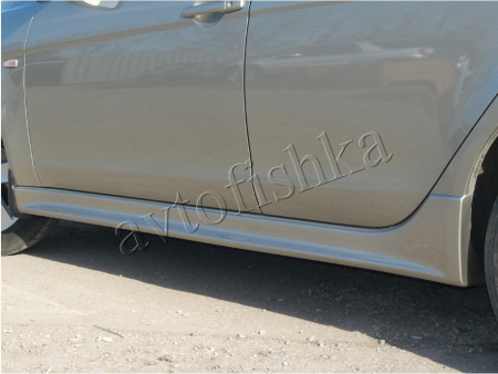 Mitsubishi Lancer X (07 – 16)  Пороги внешние пластиковые (2.0 Intense)