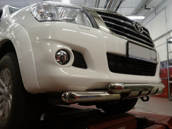 Toyota Hilux (12–) Защита переднего бампера d 76 мм, нерж.