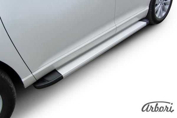 Комплект защиты штатных порогов алюминиевый профиль Arbori "Optima Silver" 1800 серебристая TOYOTA VENZA 2012-