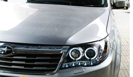 Subaru Forester (09-12) фары передние линзовые черные, с подсветкой DRL и светящимися ободками, комплект 2 шт.